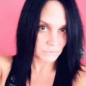 Meet your Posher, Amy-jo